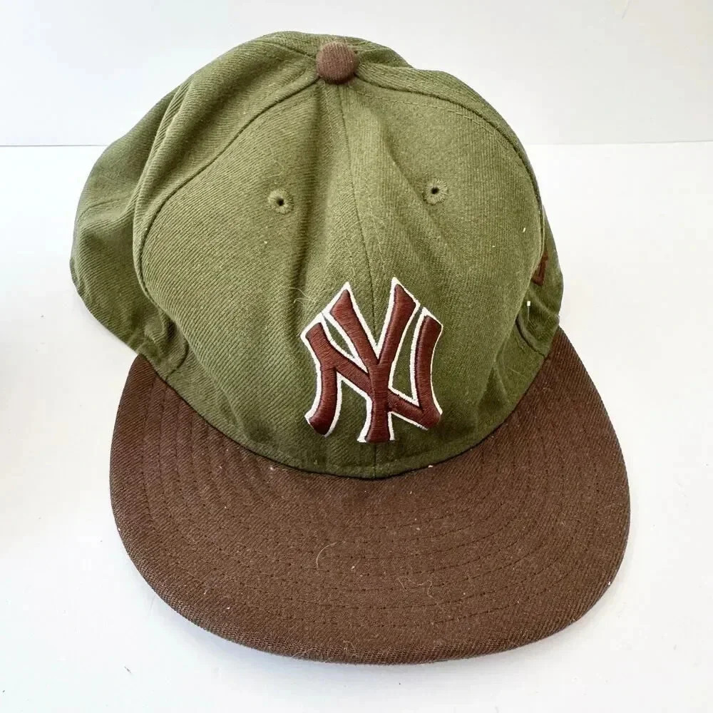 NEW YORK YANKEES MLB New Era Olive Green Brown Brim Size 8